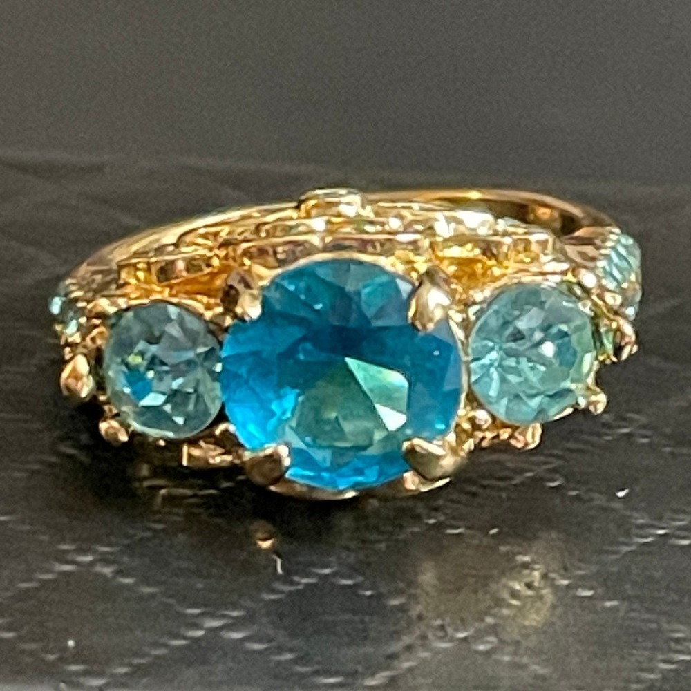 Rhinestone Cocktail Ring Ornate Statement Aqua Royal Size 7